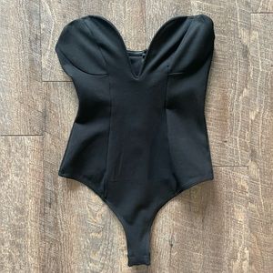 Black wired neckline bodysuit- like new - xs